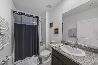2741 Gardiner Lane, Zephyrhills, FL 33541 - Photo 27