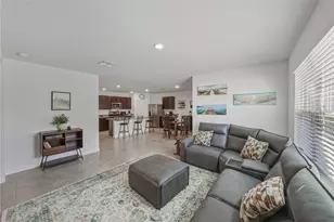 2741 Gardiner Ln, Zephyrhills, FL 33541 - Photo 7