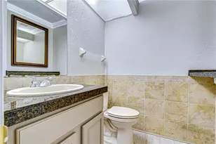 8756 Hampden Dr, Tampa, FL 33626 - Photo 23