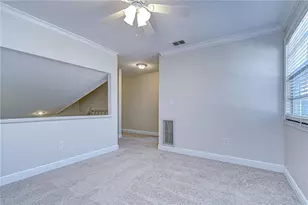 8756 Hampden Dr, Tampa, FL 33626 - Photo 25