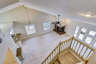 8756 Hampden Dr, Tampa, FL 33626 - Photo 9