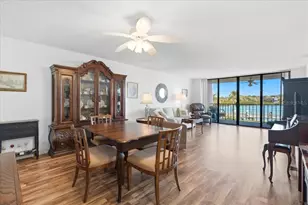 19111 Vista Bay Dr, Indian Shores, FL 33785 - Photo 9