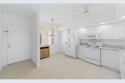 1200 Country Club Drive #1404, Largo, FL 33771 - Photo 31