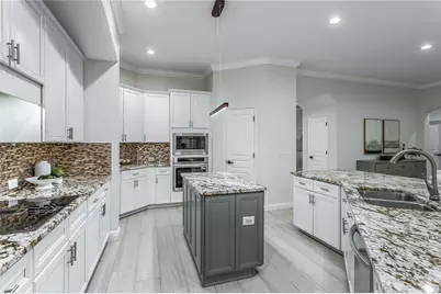 11909 Mandevilla Court, Tampa, FL 33626 - Photo 7