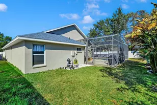 1105 Sweet Breeze Dr, Valrico, FL 33594 - Photo 45