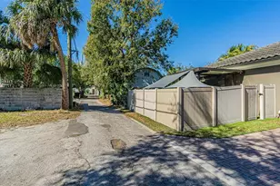 4210 W North B St, Tampa, FL 33609 - Photo 41