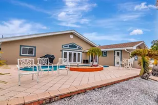 405 Driftwood Dr E, Palm Harbor, FL 34683 - Photo 59