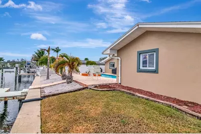 405 Driftwood Drive E, Palm Harbor, FL 34683 - Photo 61