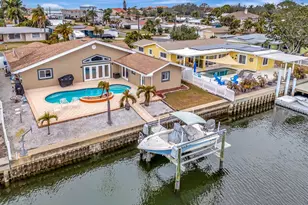 405 Driftwood Dr E, Palm Harbor, FL 34683 - Photo 19