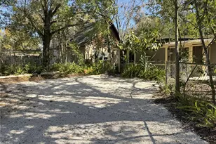 7902 N Klondyke St, Tampa, FL 33604 - Photo 3