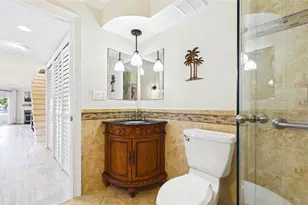 121 1st St E, Tierra Verde, FL 33715 - Photo 23