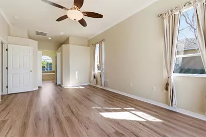 915 Vista Verde Lane, Sun City Center, FL 33573 - Photo 17