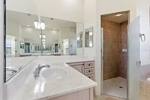915 Vista Verde Ln, Ruskin, FL 33573 - Photo 21