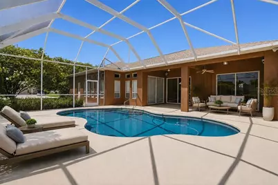 915 Vista Verde Lane, Sun City Center, FL 33573 - Photo 13