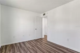 2522 Pine Ridge Way S, Palm Harbor, FL 34684 - Photo 27