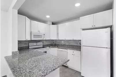 2522 Pine Ridge Way S #D2, Palm Harbor, FL 34684 - Photo 9