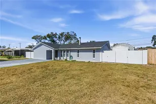 3891 14th Ave SE, Largo, FL 33771 - Photo 3