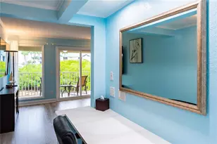 2506 N Rocky Point Dr, Tampa, FL 33607 - Photo 9