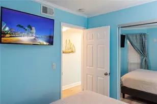 2506 N Rocky Point Dr, Tampa, FL 33607 - Photo 15