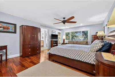 1671 Watermark Circle NE, Saint Petersburg, FL 33702 - Photo 31