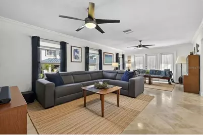 1671 Watermark Circle NE, Saint Petersburg, FL 33702 - Photo 9