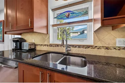 1671 Watermark Circle NE, Saint Petersburg, FL 33702 - Photo 17