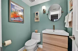 1671 Watermark Cir NE, Saint Petersburg, FL 33702 - Photo 27