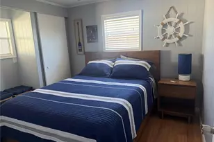 7901 40th Ave N, Saint Petersburg, FL 33709 - Photo 15