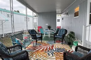 7901 40th Ave N, Saint Petersburg, FL 33709 - Photo 25
