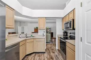 29406 Zeller Ave, San Antonio, FL 33576 - Photo 9