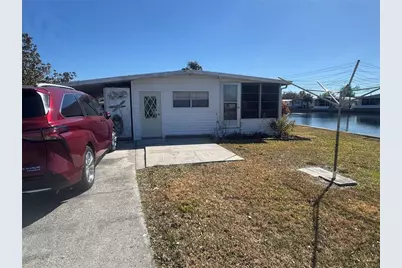 4842 Britni Way #058, Zephyrhills, FL 33541 - Photo 3