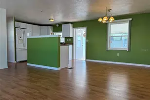 13225 101st St, Largo, FL 33773 - Photo 9