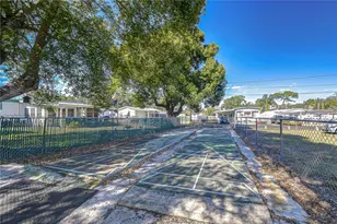 39107 Hillcrest Dr, Zephyrhills, FL 33542 - Photo 59