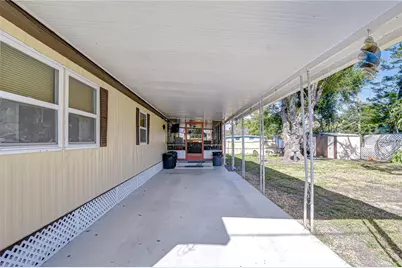 39107 Hillcrest Drive, Zephyrhills, FL 33542 - Photo 25