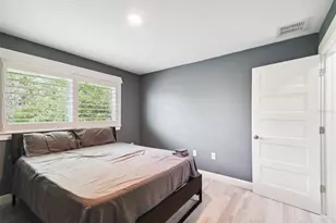 4755 W Tarpon St, Tampa, FL 33616 - Photo 41