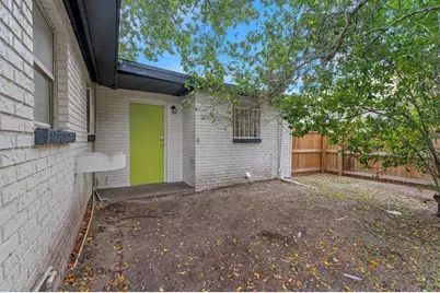 4220 E Powhatan Avenue, Tampa, FL 33610 - Photo 19