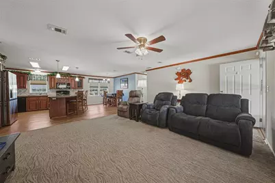 37519 Corey Lewis Avenue, Zephyrhills, FL 33541 - Photo 11