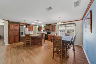 37519 Corey Lewis Ave, Zephyrhills, FL 33541 - Photo 25