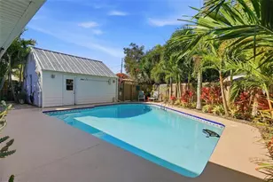 2430 14th St N, Saint Petersburg, FL 33704 - Photo 39