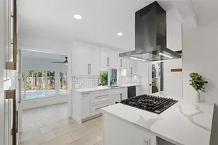 2430 14th St N, Saint Petersburg, FL 33704 - Photo 13