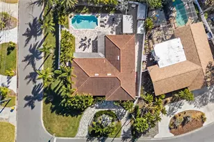 1896 Sailfish Rd S, Saint Petersburg, FL 33707 - Photo 73