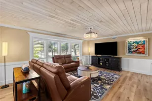 1896 Sailfish Rd S, Saint Petersburg, FL 33707 - Photo 11