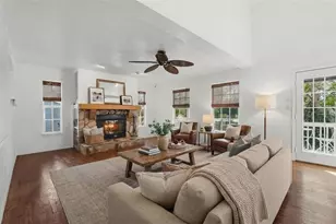 514 Wideview Ave, Tarpon Springs, FL 34689 - Photo 19