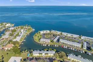 4728 Beach Dr SE, Saint Petersburg, FL 33705 - Photo 49