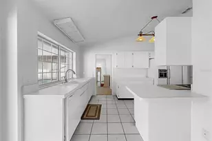 708 Dorado Ct, Brandon, FL 33511 - Photo 23