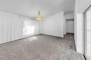 708 Dorado Ct, Brandon, FL 33511 - Photo 17