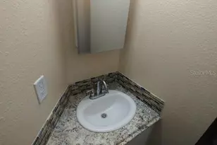 2162 1st Ave N, Saint Petersburg, FL 33713 - Photo 3