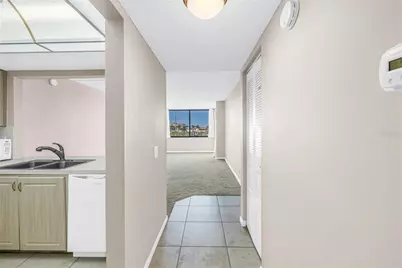 6104 Palma Del Mar Boulevard S #305, Saint Petersburg, FL 33715 - Photo 5