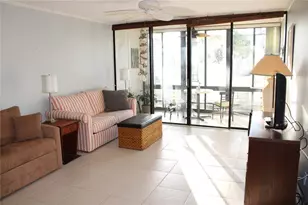 14130 Rosemary Ln, Largo, FL 33774 - Photo 5