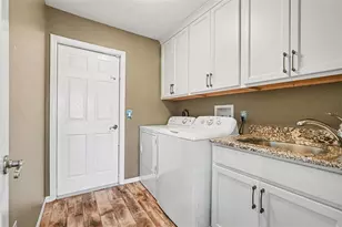 16031 Donney Moor Ln, Spring Hill, FL 34610 - Photo 15